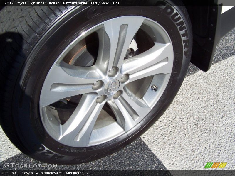 Blizzard White Pearl / Sand Beige 2012 Toyota Highlander Limited