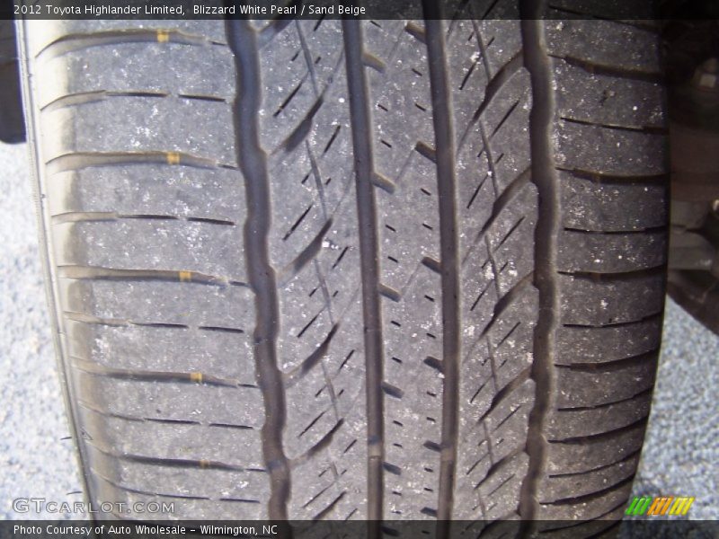 Blizzard White Pearl / Sand Beige 2012 Toyota Highlander Limited
