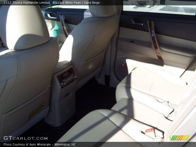 Blizzard White Pearl / Sand Beige 2012 Toyota Highlander Limited