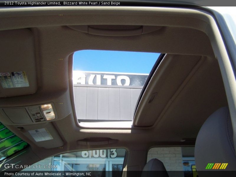 Blizzard White Pearl / Sand Beige 2012 Toyota Highlander Limited