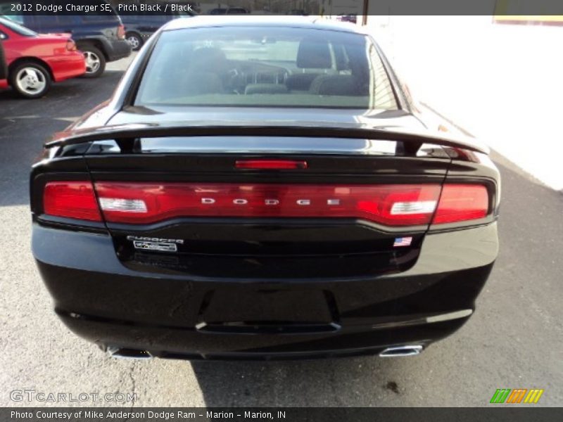 Pitch Black / Black 2012 Dodge Charger SE