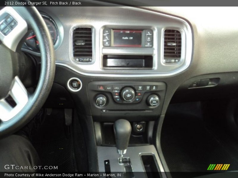Pitch Black / Black 2012 Dodge Charger SE