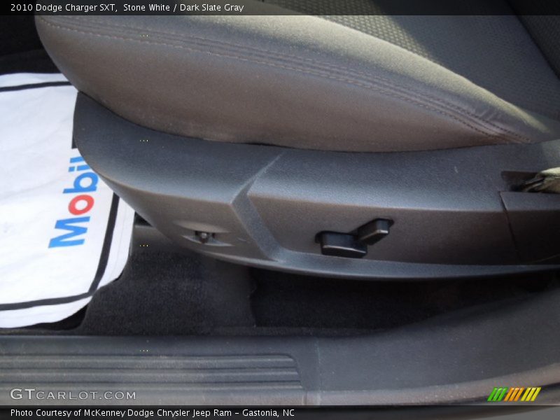 Stone White / Dark Slate Gray 2010 Dodge Charger SXT
