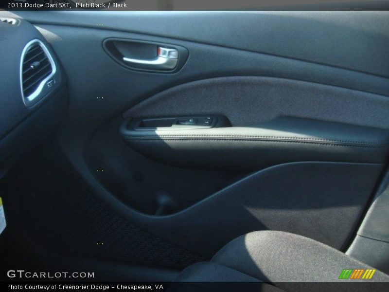 Pitch Black / Black 2013 Dodge Dart SXT