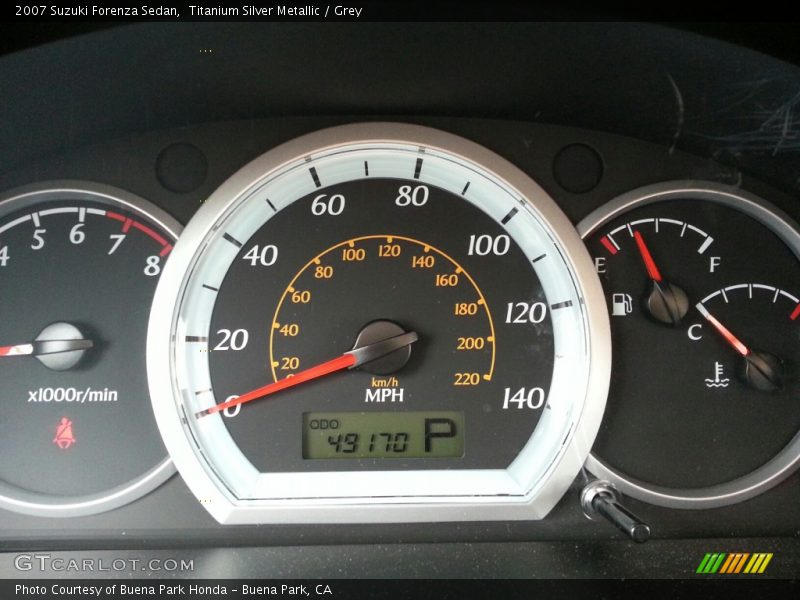 Titanium Silver Metallic / Grey 2007 Suzuki Forenza Sedan