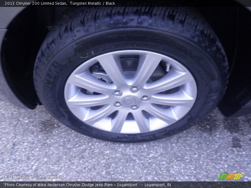 Tungsten Metallic / Black 2013 Chrysler 200 Limited Sedan