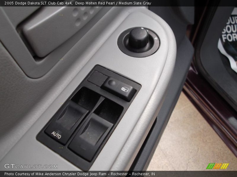Deep Molten Red Pearl / Medium Slate Gray 2005 Dodge Dakota SLT Club Cab 4x4