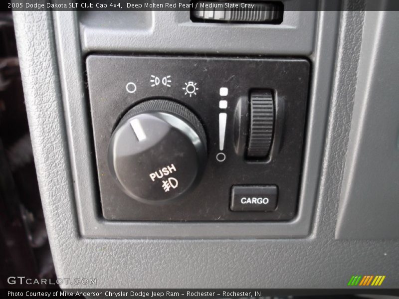 Deep Molten Red Pearl / Medium Slate Gray 2005 Dodge Dakota SLT Club Cab 4x4