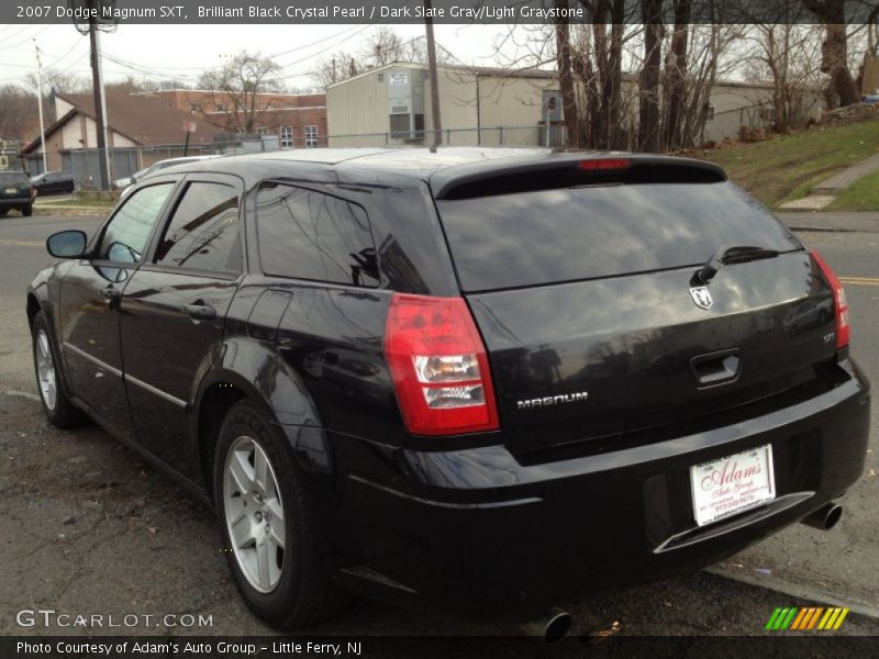 Brilliant Black Crystal Pearl / Dark Slate Gray/Light Graystone 2007 Dodge Magnum SXT