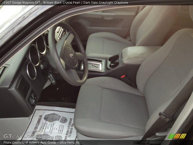 Brilliant Black Crystal Pearl / Dark Slate Gray/Light Graystone 2007 Dodge Magnum SXT