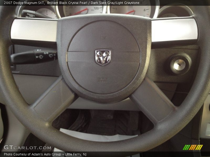 Brilliant Black Crystal Pearl / Dark Slate Gray/Light Graystone 2007 Dodge Magnum SXT