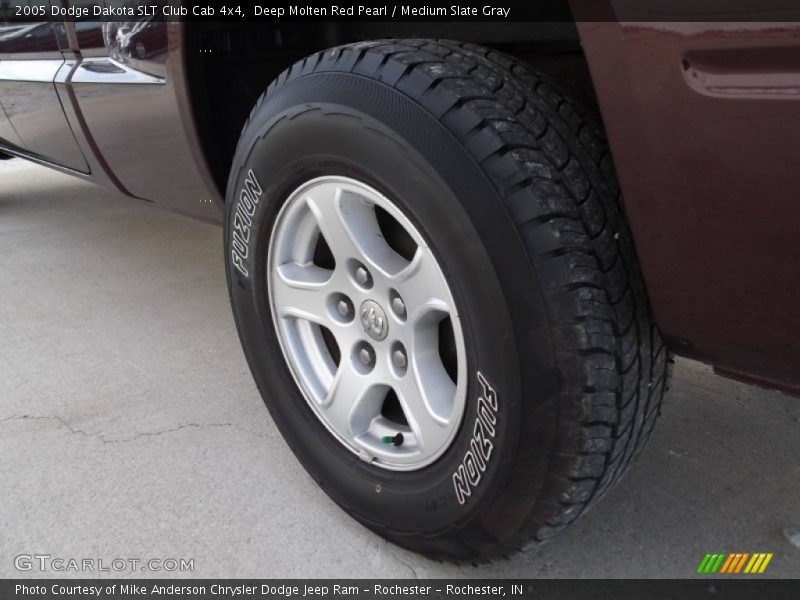  2005 Dakota SLT Club Cab 4x4 Wheel
