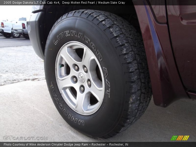  2005 Dakota SLT Club Cab 4x4 Wheel