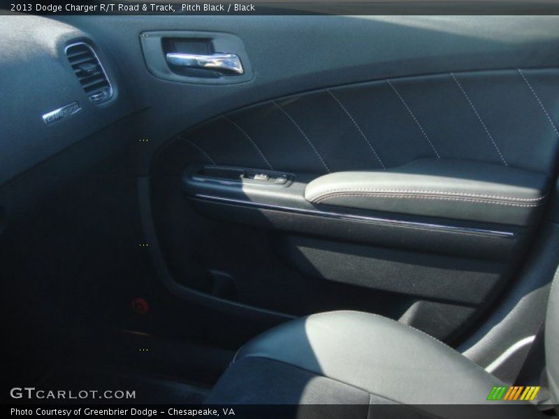 Pitch Black / Black 2013 Dodge Charger R/T Road & Track