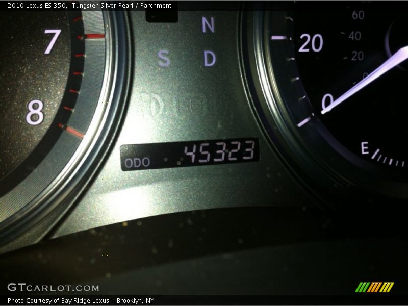 Tungsten Silver Pearl / Parchment 2010 Lexus ES 350
