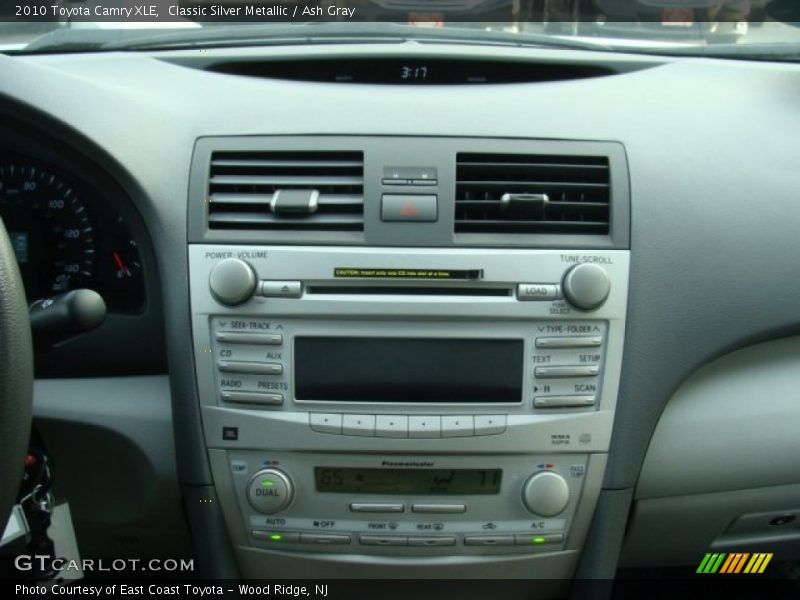 Classic Silver Metallic / Ash Gray 2010 Toyota Camry XLE