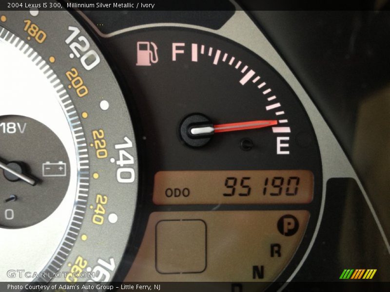 Millinnium Silver Metallic / Ivory 2004 Lexus IS 300