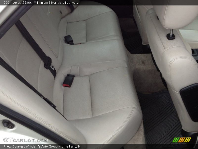 Millinnium Silver Metallic / Ivory 2004 Lexus IS 300