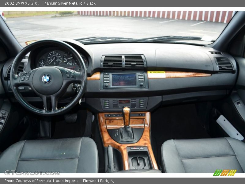 Dashboard of 2002 X5 3.0i