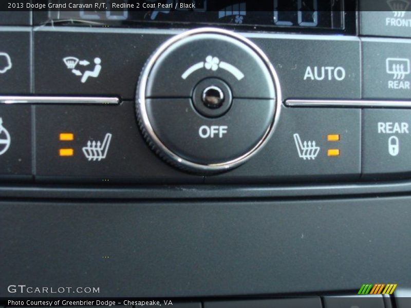 Redline 2 Coat Pearl / Black 2013 Dodge Grand Caravan R/T