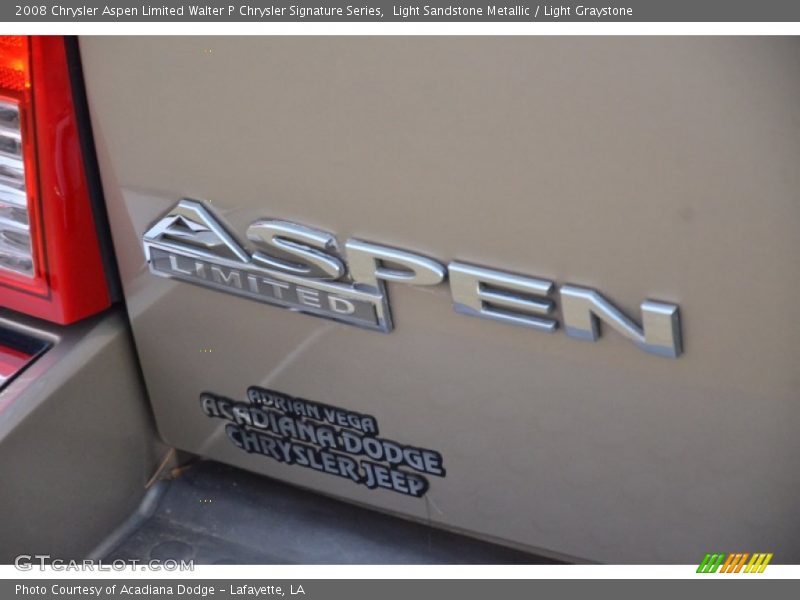 Light Sandstone Metallic / Light Graystone 2008 Chrysler Aspen Limited Walter P Chrysler Signature Series
