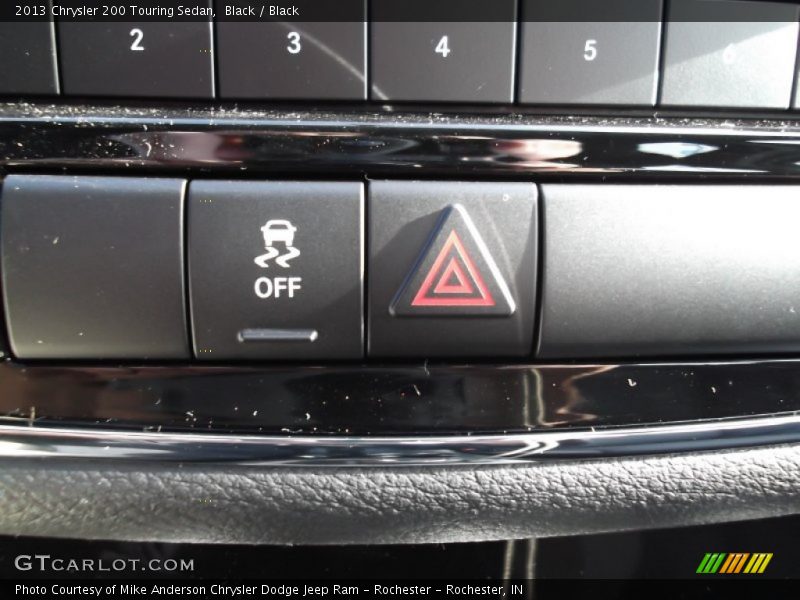 Black / Black 2013 Chrysler 200 Touring Sedan