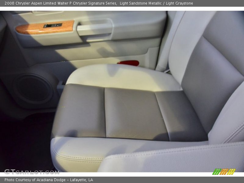 Light Sandstone Metallic / Light Graystone 2008 Chrysler Aspen Limited Walter P Chrysler Signature Series
