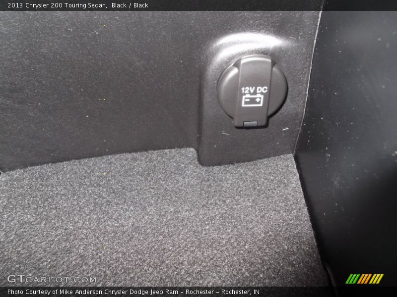 Black / Black 2013 Chrysler 200 Touring Sedan