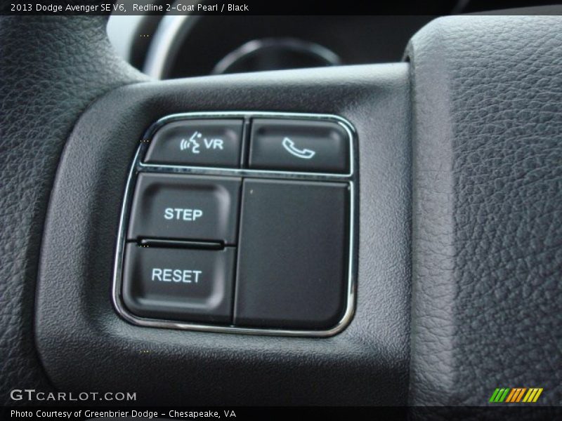 Redline 2-Coat Pearl / Black 2013 Dodge Avenger SE V6