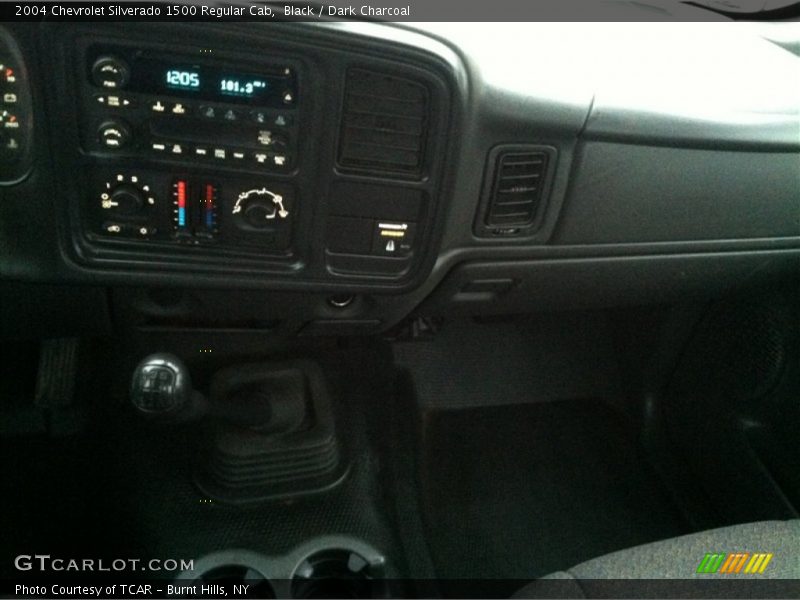 Black / Dark Charcoal 2004 Chevrolet Silverado 1500 Regular Cab