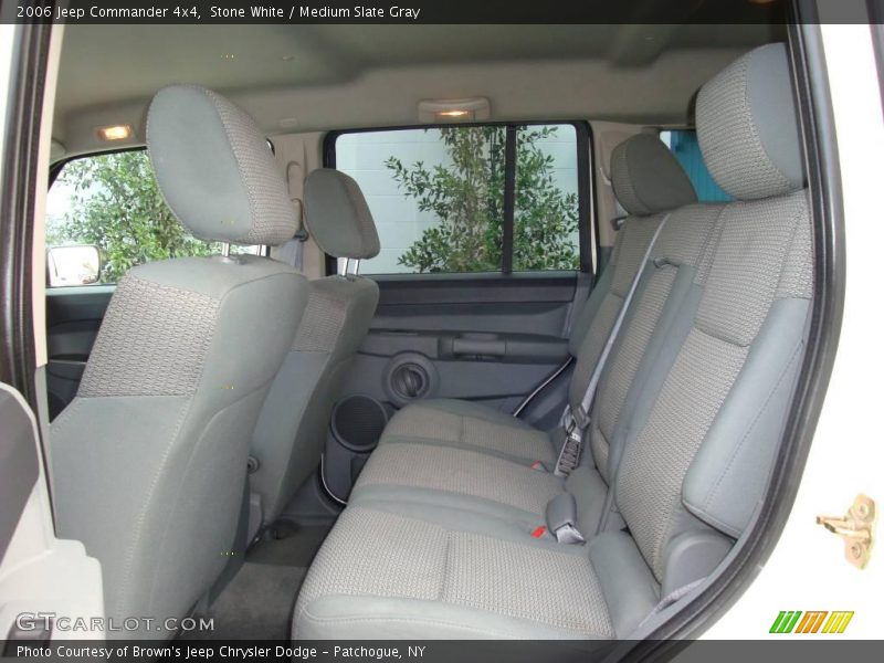 Stone White / Medium Slate Gray 2006 Jeep Commander 4x4