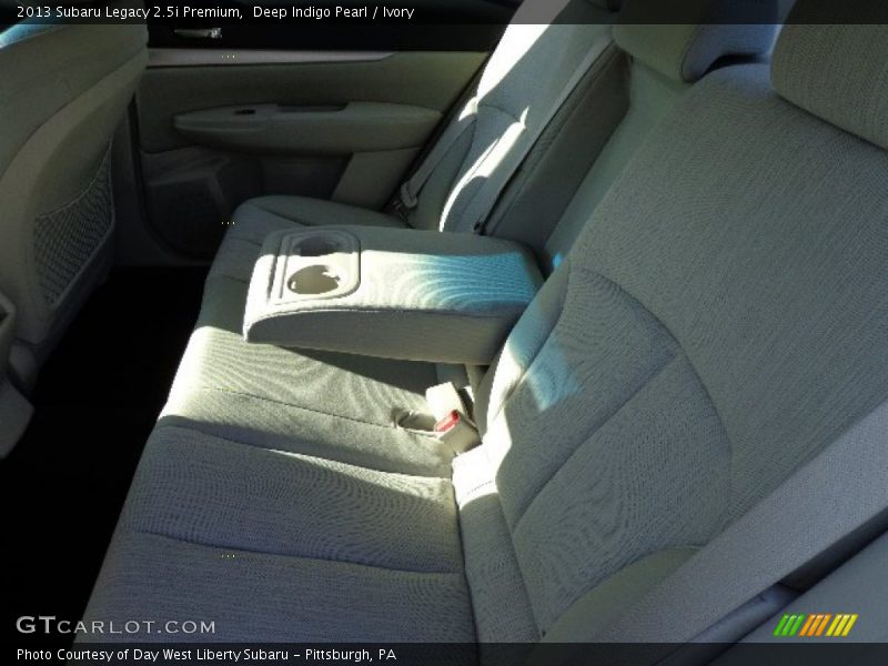 Deep Indigo Pearl / Ivory 2013 Subaru Legacy 2.5i Premium