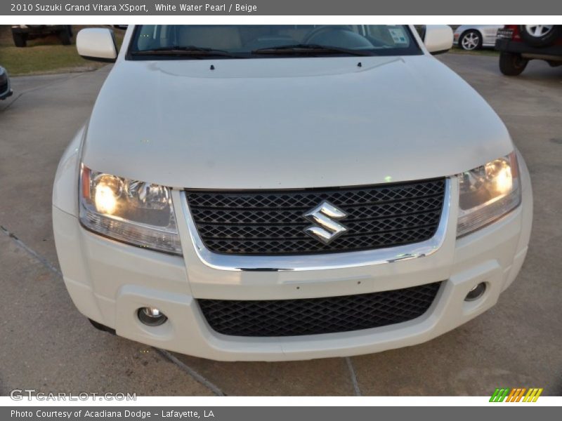 White Water Pearl / Beige 2010 Suzuki Grand Vitara XSport