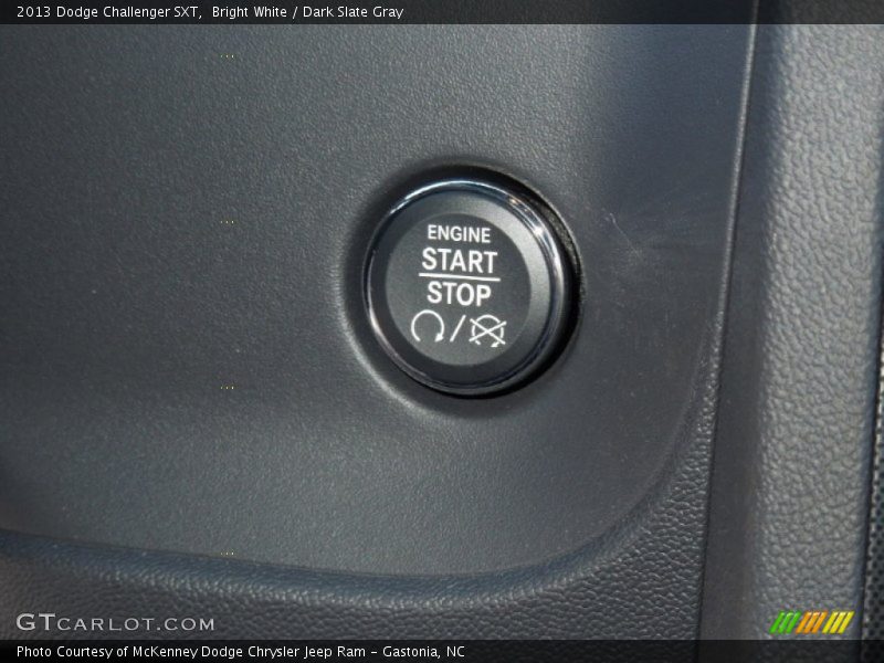 Bright White / Dark Slate Gray 2013 Dodge Challenger SXT