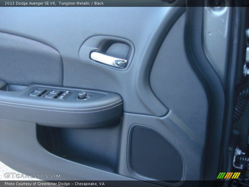 Tungsten Metallic / Black 2013 Dodge Avenger SE V6