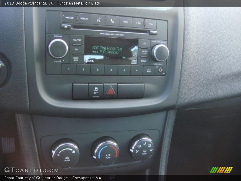 Tungsten Metallic / Black 2013 Dodge Avenger SE V6