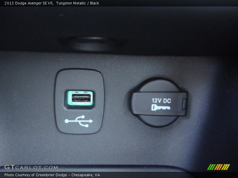 Tungsten Metallic / Black 2013 Dodge Avenger SE V6
