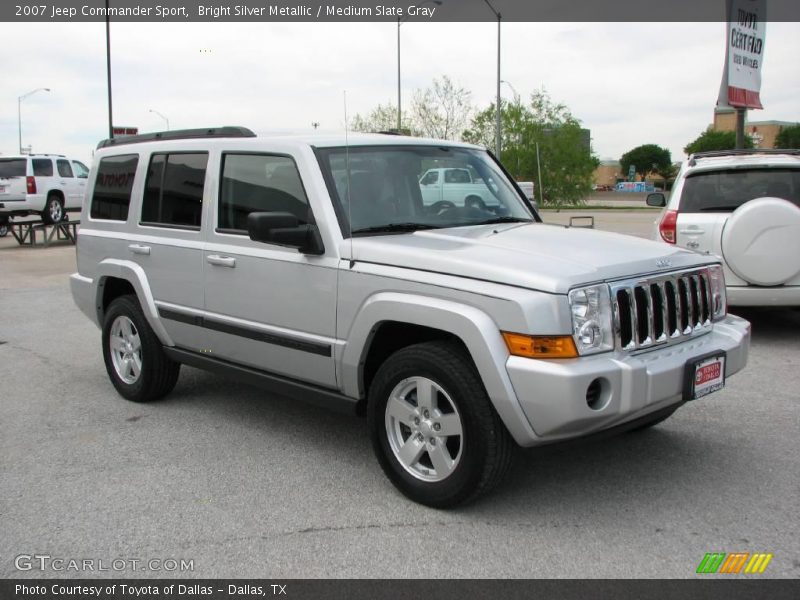 Bright Silver Metallic / Medium Slate Gray 2007 Jeep Commander Sport