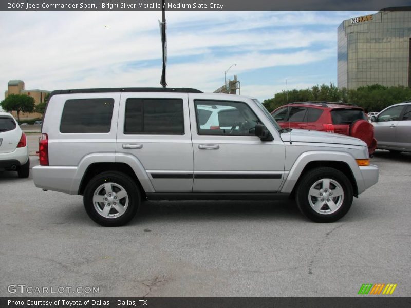 Bright Silver Metallic / Medium Slate Gray 2007 Jeep Commander Sport