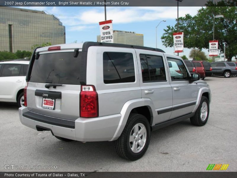 Bright Silver Metallic / Medium Slate Gray 2007 Jeep Commander Sport