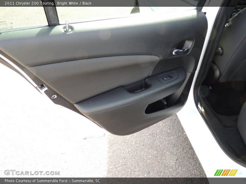 Bright White / Black 2011 Chrysler 200 Touring