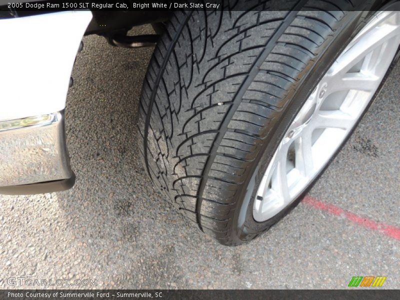 Bright White / Dark Slate Gray 2005 Dodge Ram 1500 SLT Regular Cab