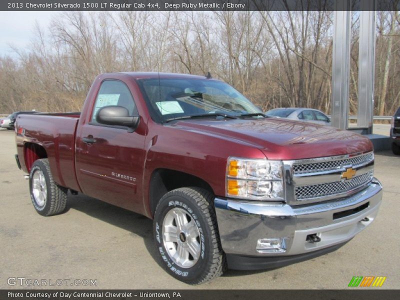 Front 3/4 View of 2013 Silverado 1500 LT Regular Cab 4x4