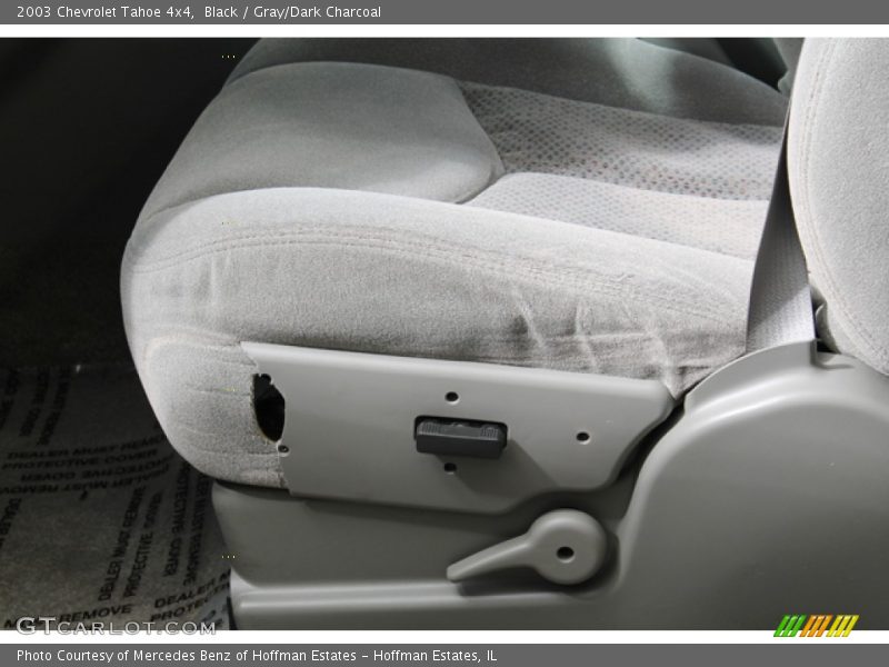 Black / Gray/Dark Charcoal 2003 Chevrolet Tahoe 4x4