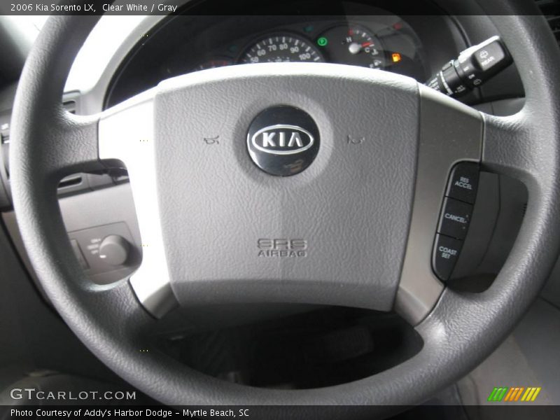Clear White / Gray 2006 Kia Sorento LX