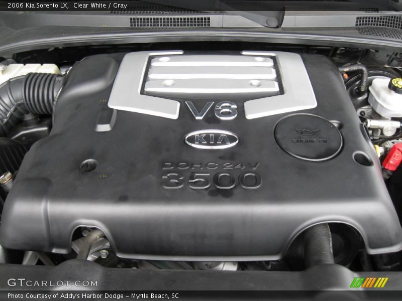 Clear White / Gray 2006 Kia Sorento LX