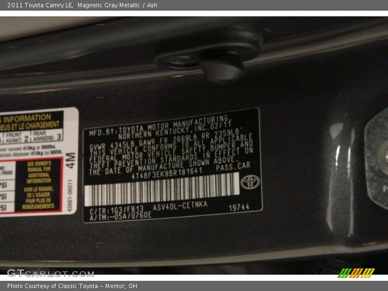 Magnetic Gray Metallic / Ash 2011 Toyota Camry LE