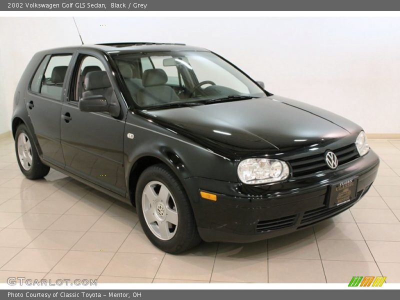 Black / Grey 2002 Volkswagen Golf GLS Sedan