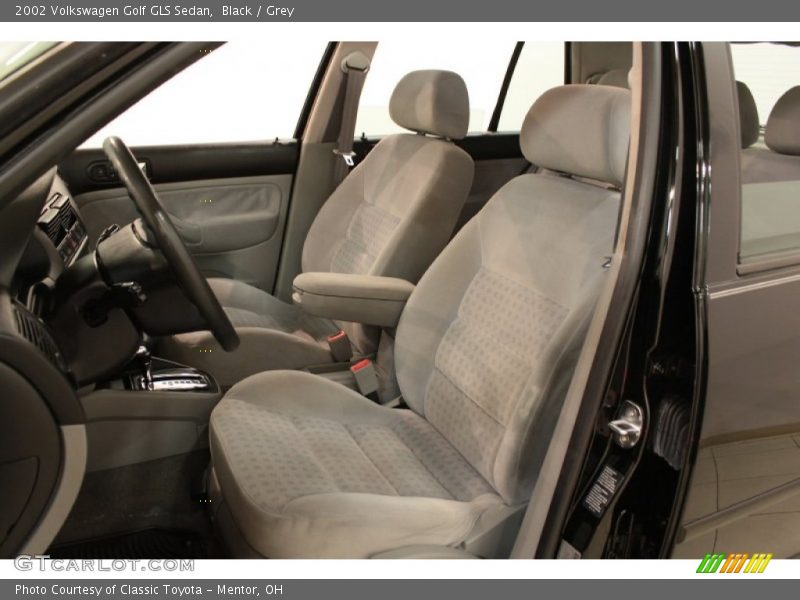 Black / Grey 2002 Volkswagen Golf GLS Sedan