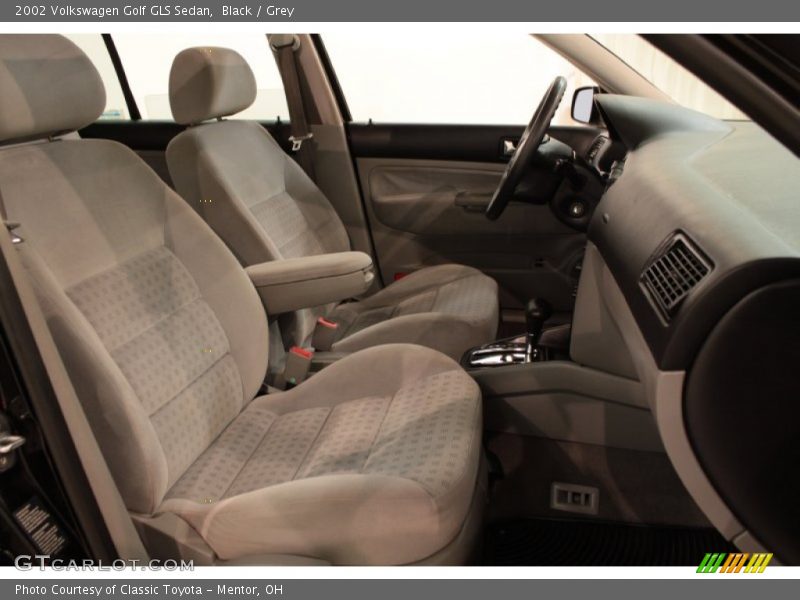 Black / Grey 2002 Volkswagen Golf GLS Sedan